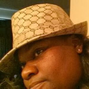 Meet your Posher, Yolanda